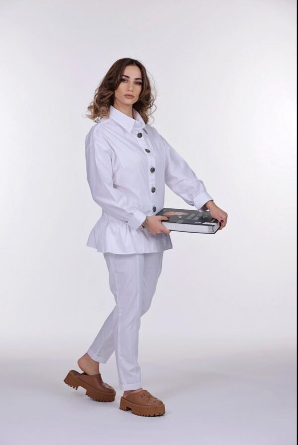 Costum medical Royal White - imagine 2