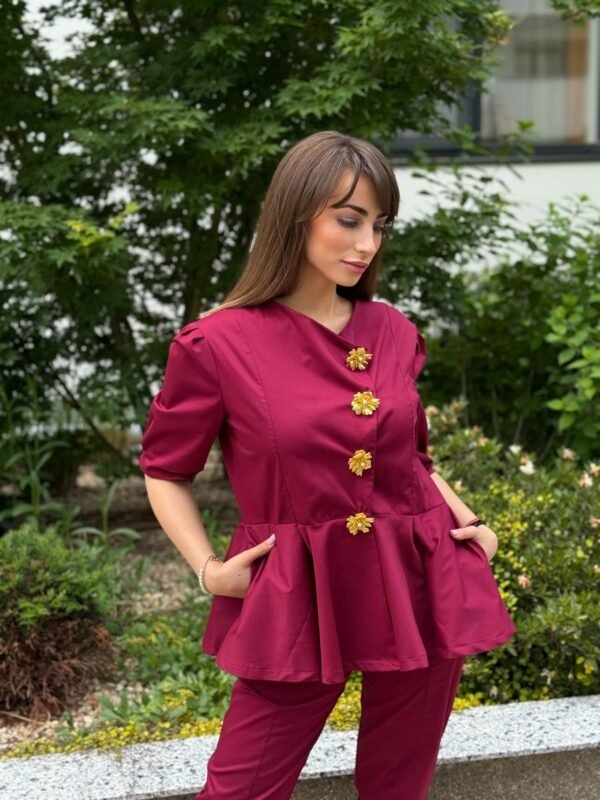 Costum medical Royal Burgundy - imagine 3