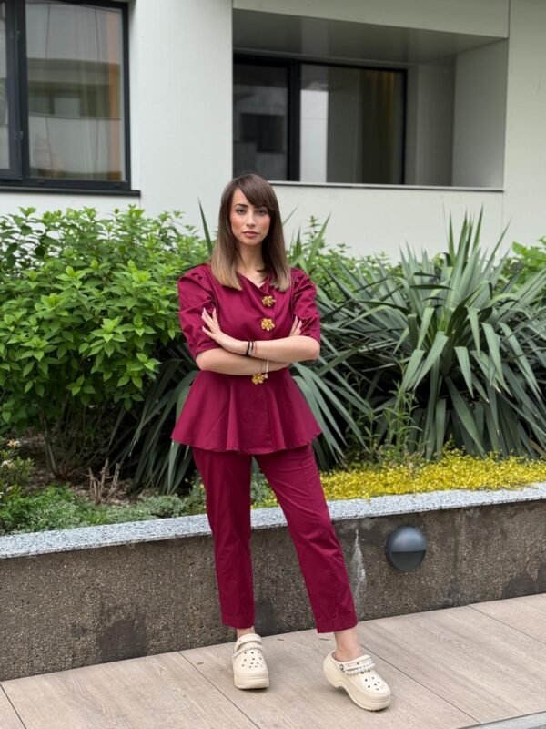 Costum medical Royal Burgundy - imagine 2